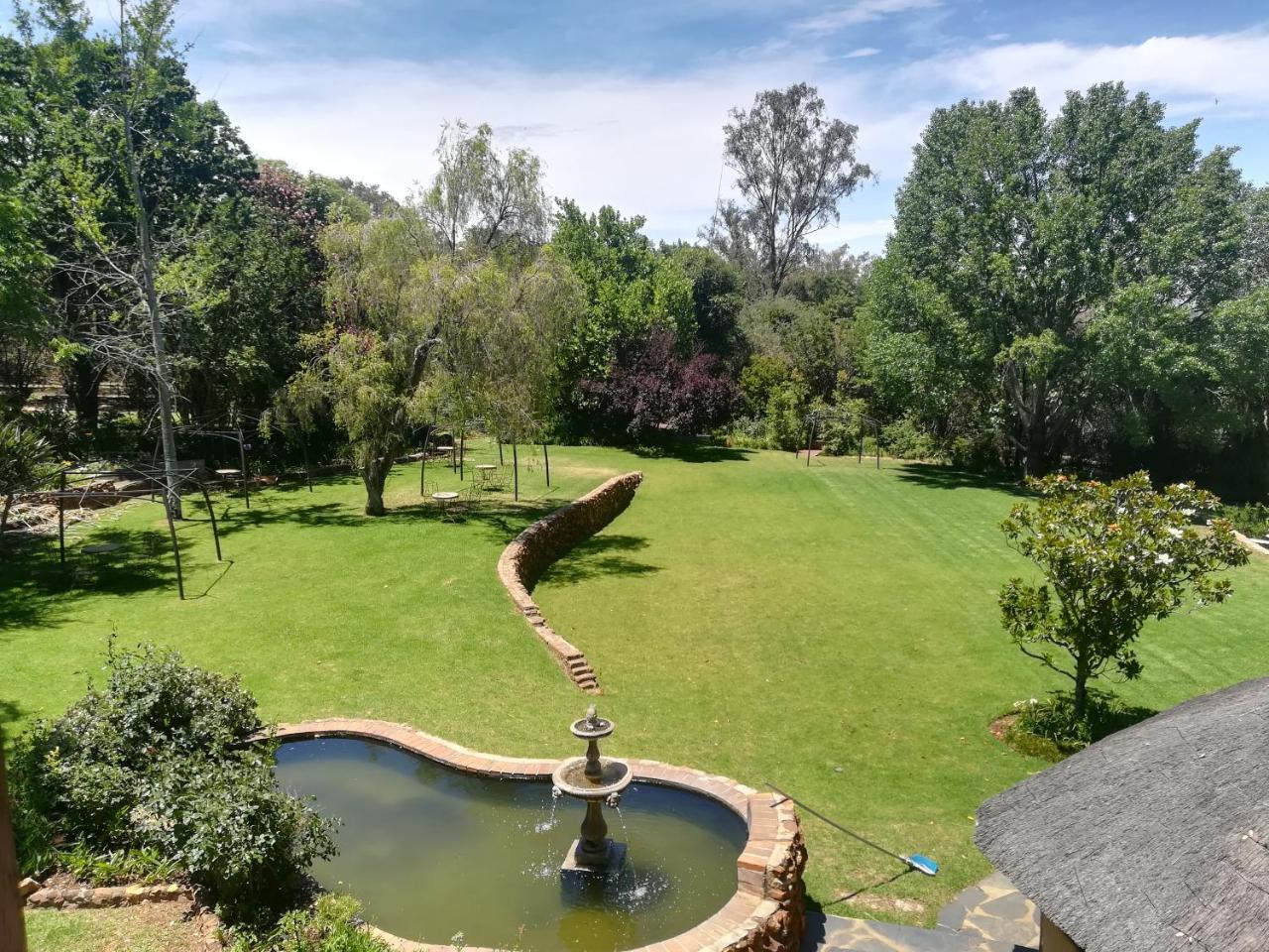 Moon And Sixpence Garden Guest House Muldersdrift Eksteriør bilde